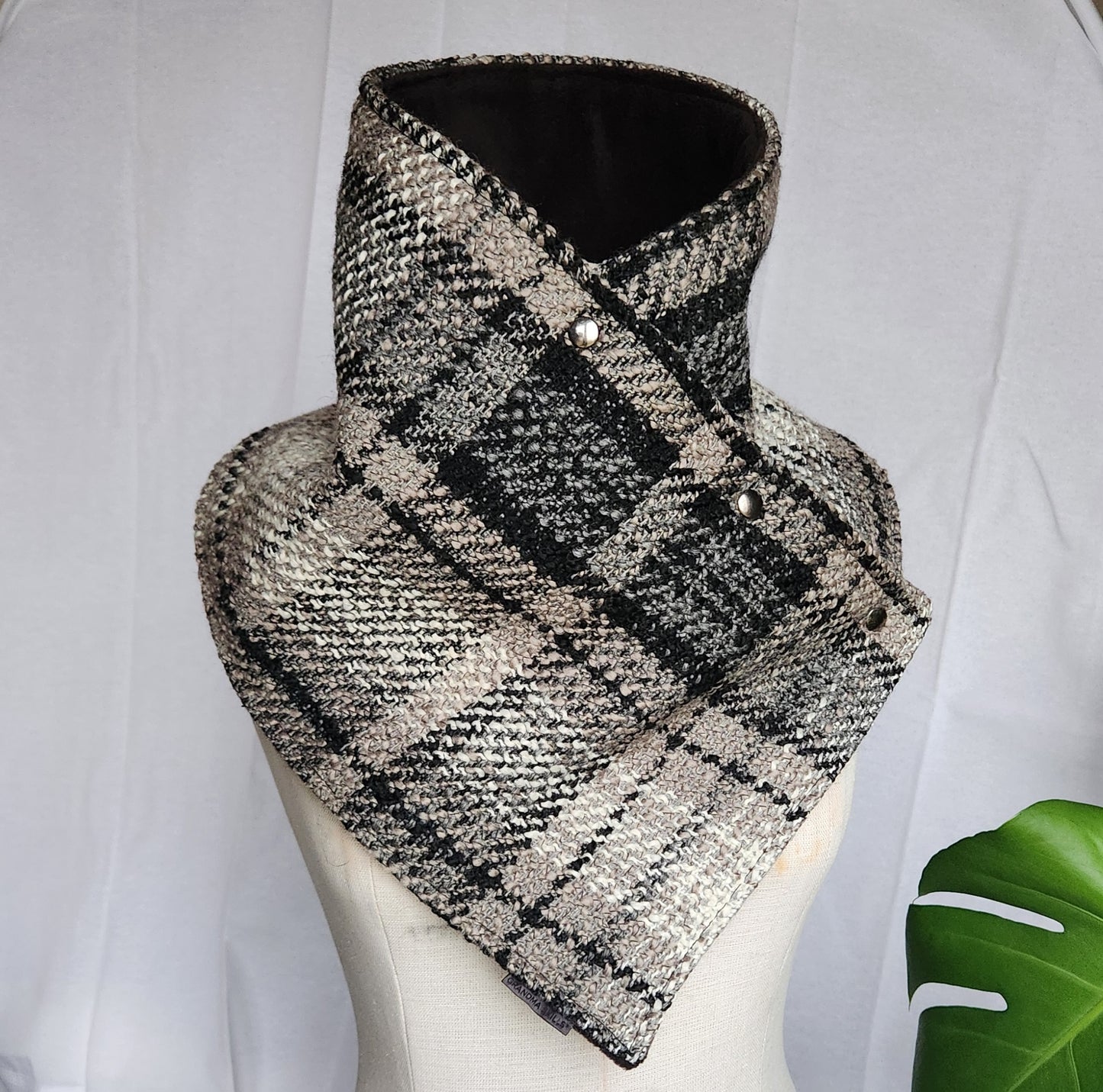 Pre-Order Snap Cowl-Basic Gray Plaid