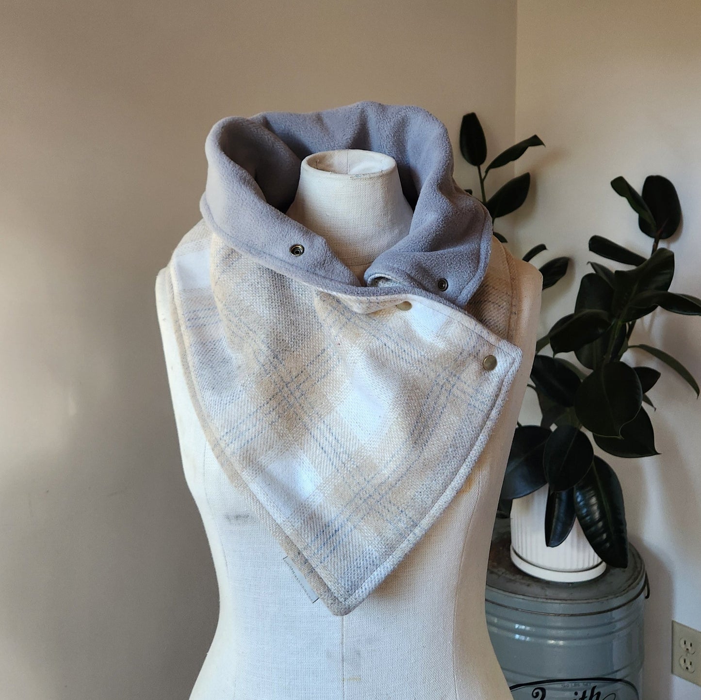 Snap Cowl-Gray & Beige Plaid