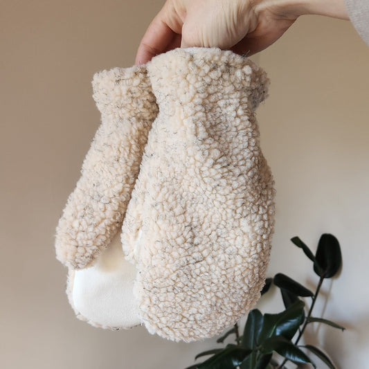 Sherpa Mittens Apricot